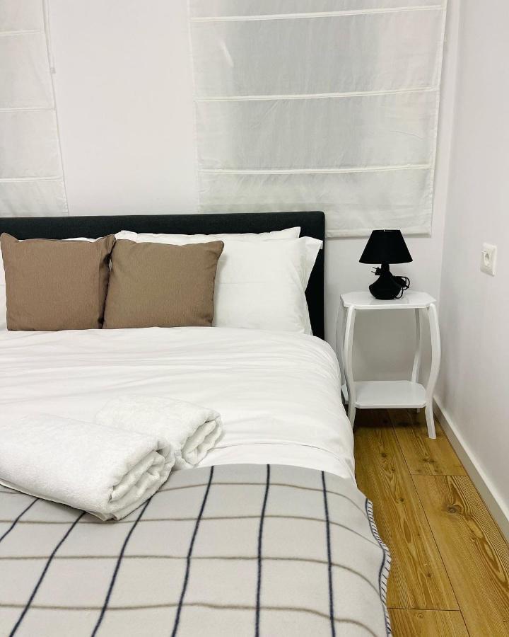 Apartment In The Heart Of Old Bazaar, Tirana - Hana Apartments Eksteriør billede