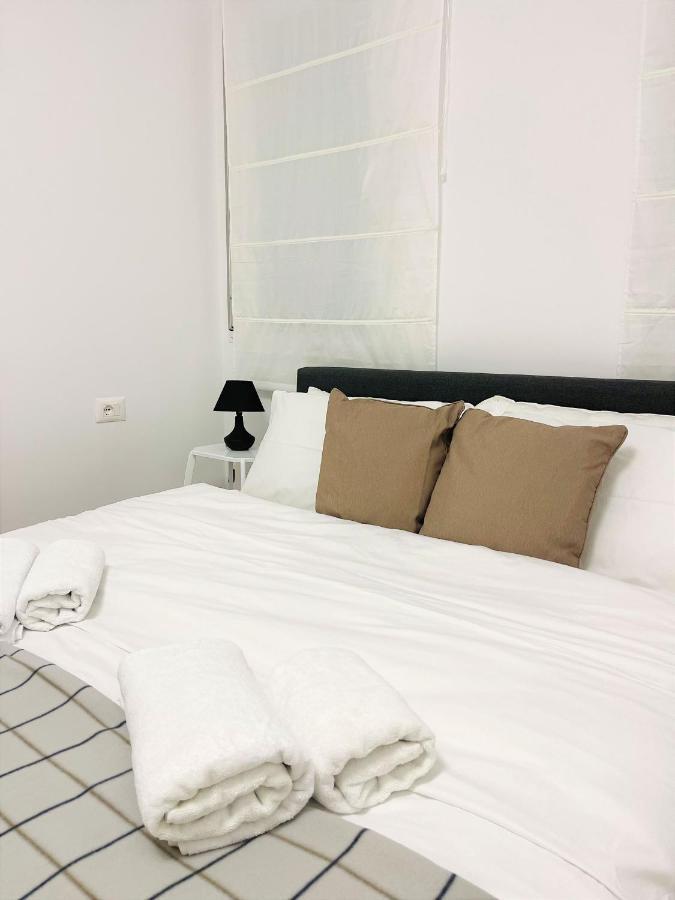 Apartment In The Heart Of Old Bazaar, Tirana - Hana Apartments Eksteriør billede
