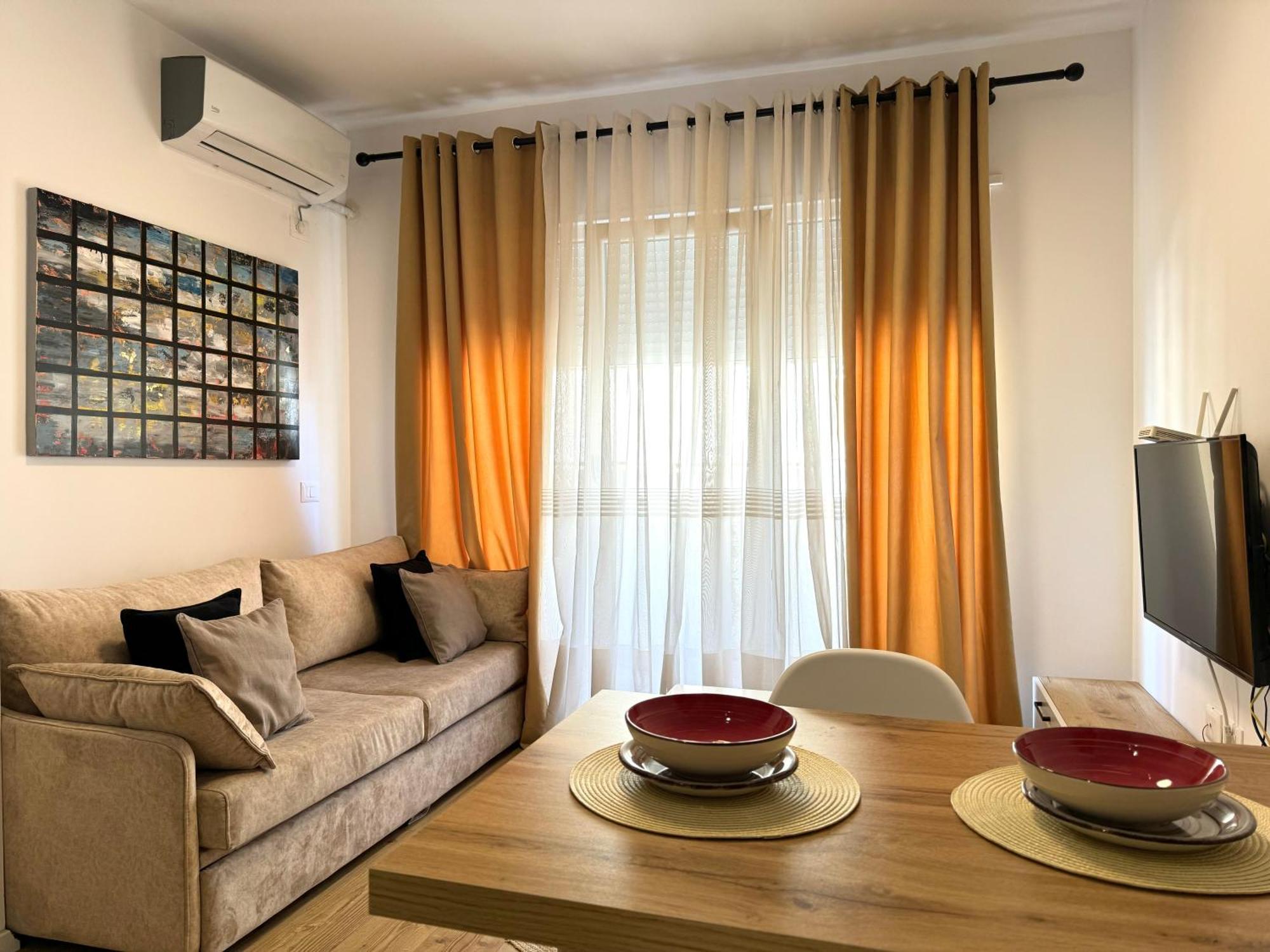 Apartment In The Heart Of Old Bazaar, Tirana - Hana Apartments Eksteriør billede